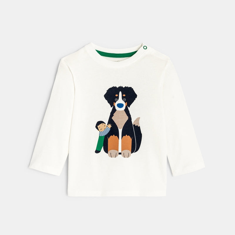 T-shirt with cuddly white dog baby