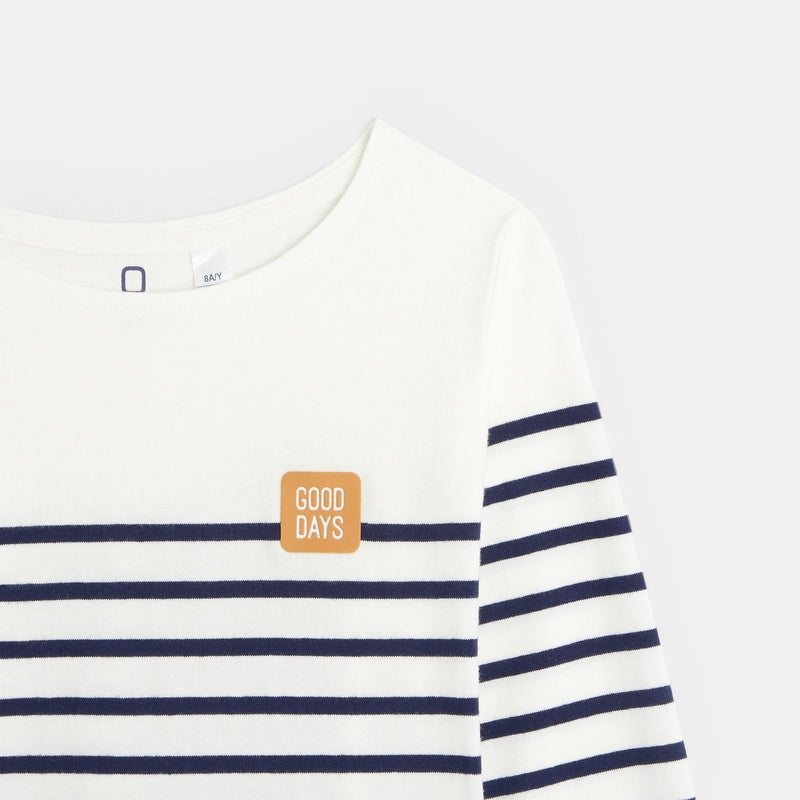 Striped t-shirt with a message "Good Days"