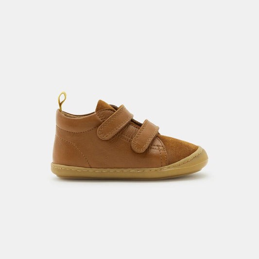 Soft shoes for the first steps in bi-material baby